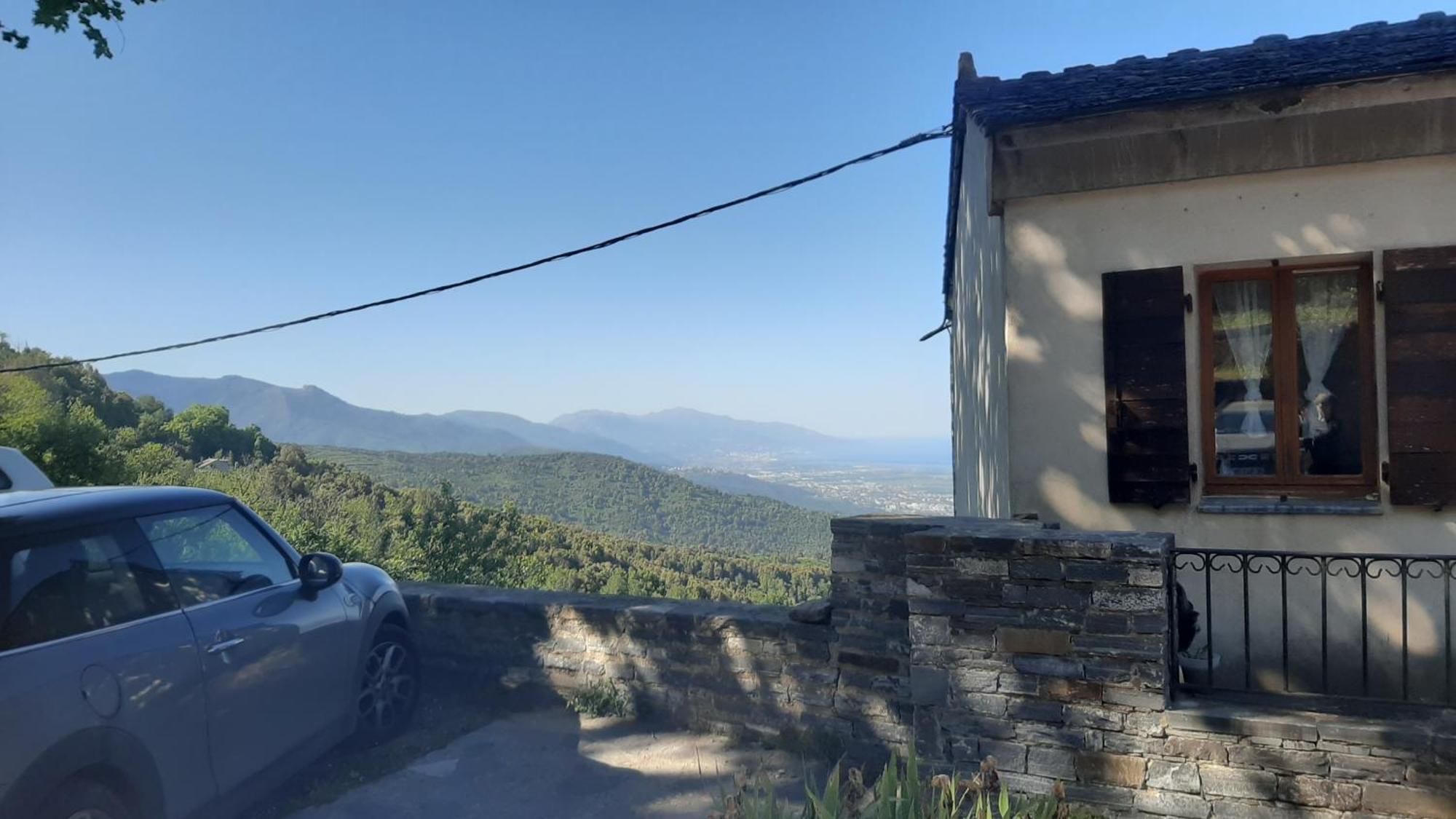 Gite La Fontaine Corse Loreto-di-Casinca Oda fotoğraf